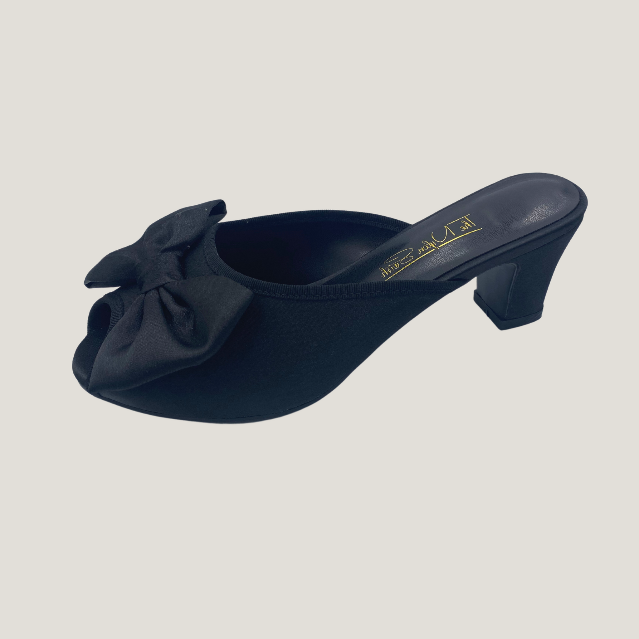 Boudoir Slippers in Black